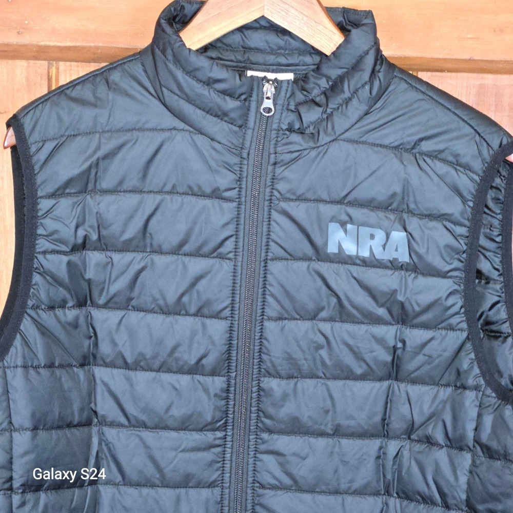 NRA Puffer Vest Quilted Black Logo Full‎ Zip Sleeveless Men's Size L